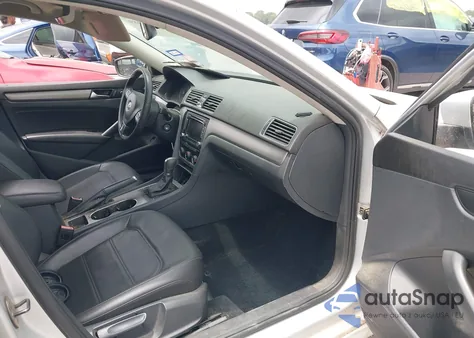 2014 Volkswagen Passat 2.5L Se из США, поврежденный, VIN 1VWBH7A36EC012935